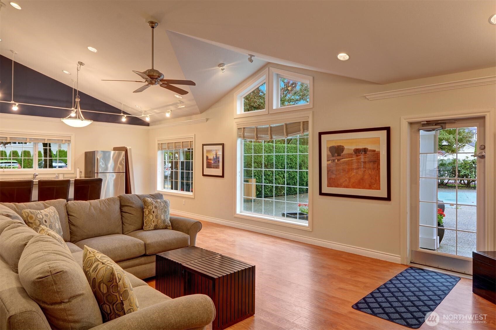 12404 E Gibson Road #B-304, Everett, WA 98204