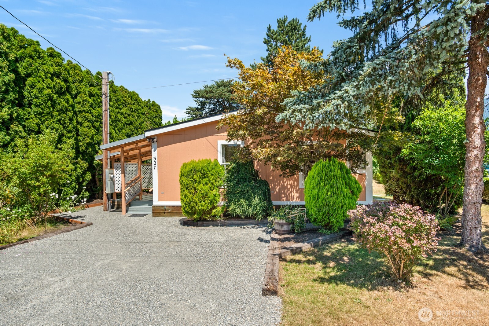 327 Orchard Avenue , Gold Bar, WA 98251