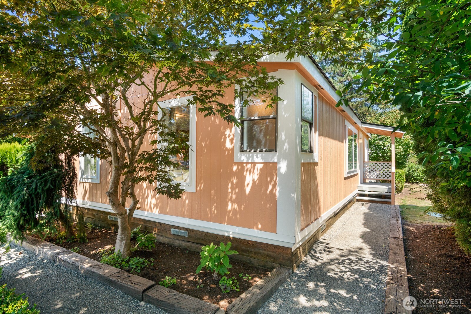 327 Orchard Avenue , Gold Bar, WA 98251