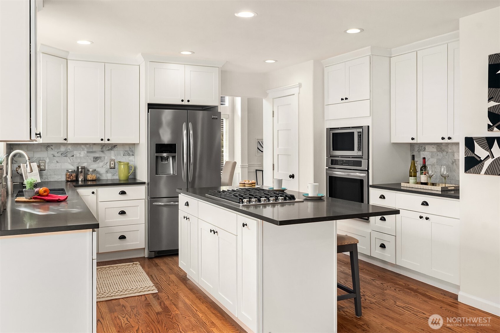 5709 NE 3rd Place , Renton, WA 98059