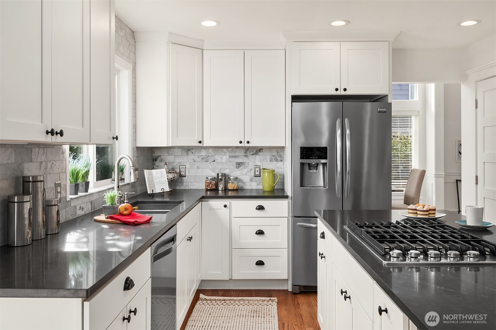 5709 NE 3rd Place , Renton, WA 98059