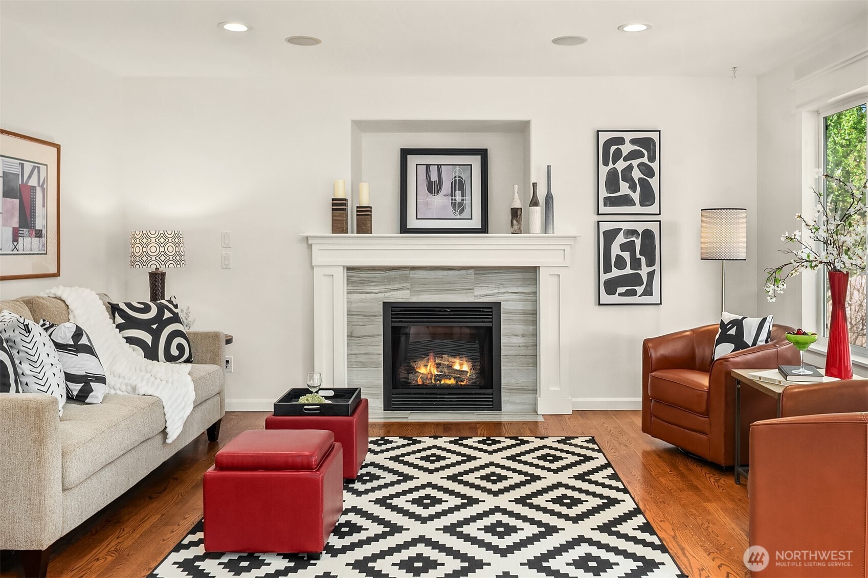 5709 NE 3rd Place , Renton, WA 98059