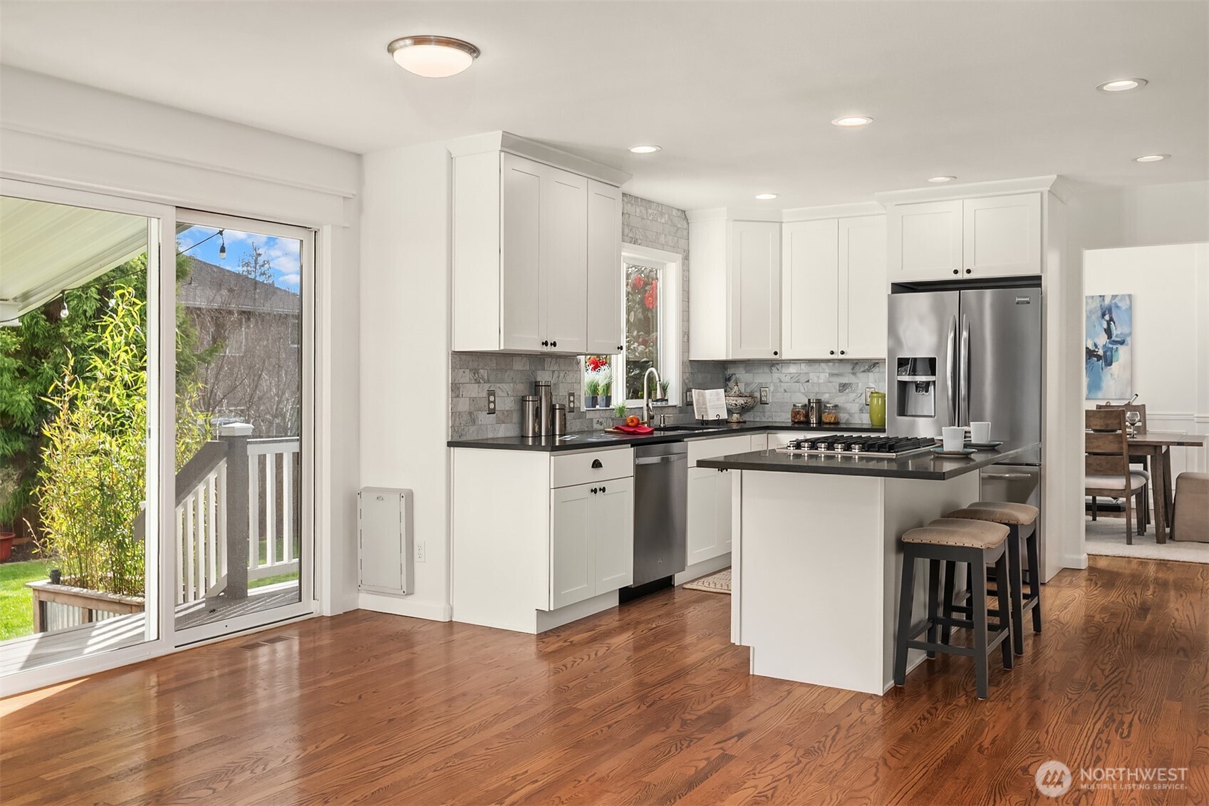 5709 NE 3rd Place , Renton, WA 98059