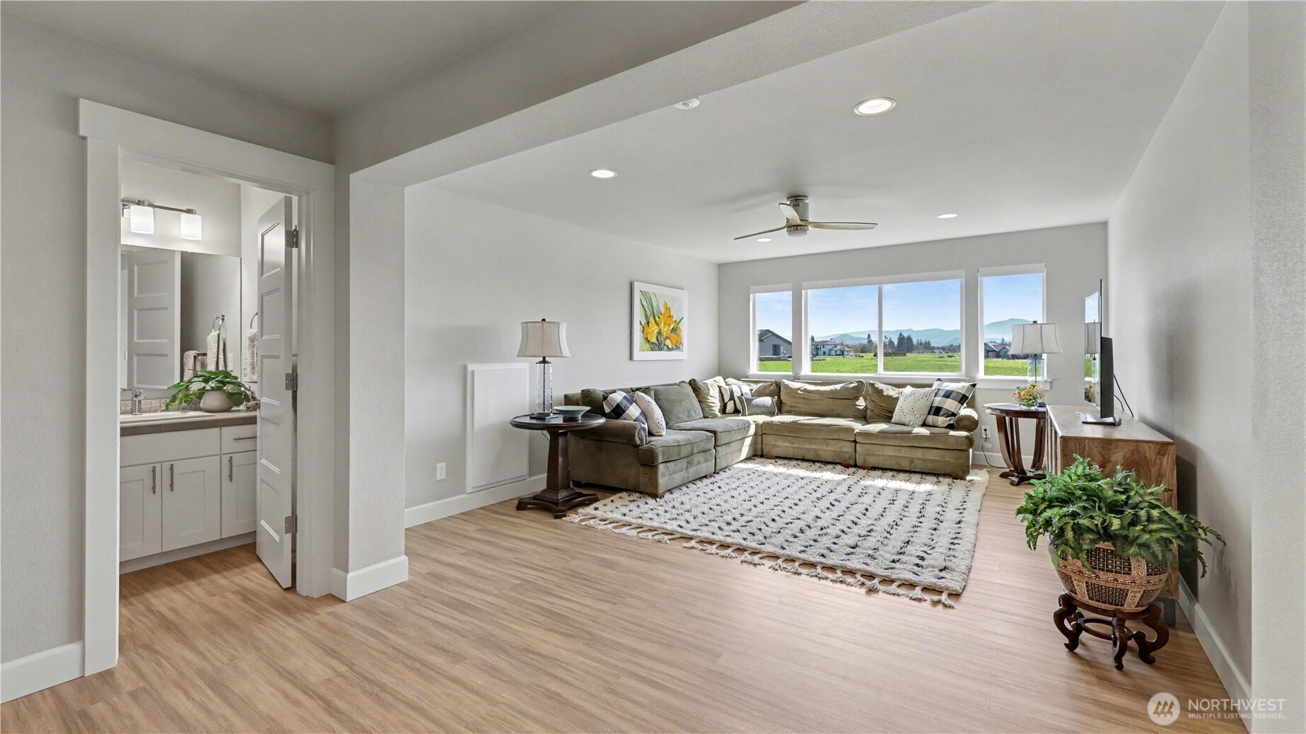 6511 232nd Avenue E, Buckley, WA 98321