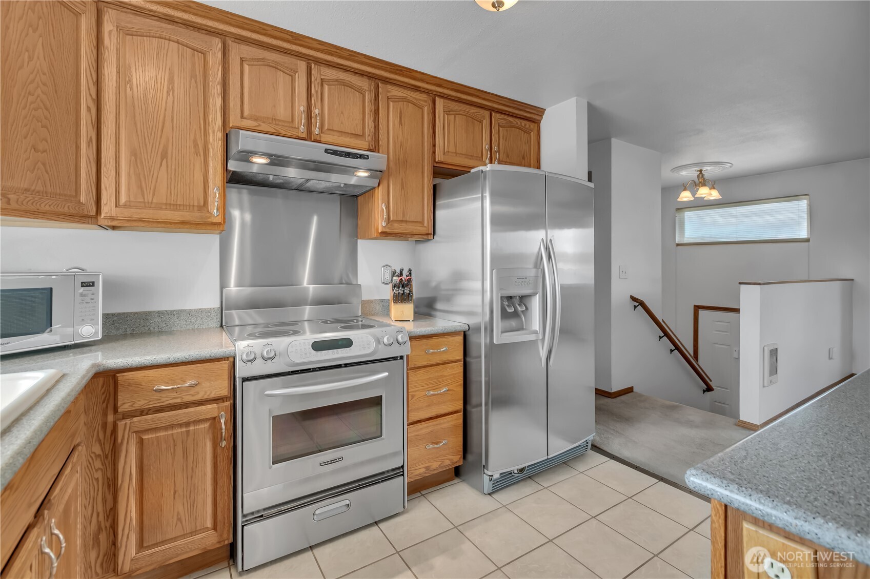 115 3rd Avenue NW, Pacific, WA 98047