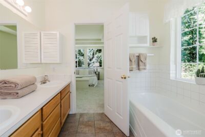 8656 Landing Lane SE, Port Orchard, WA 98367 - Photo 13