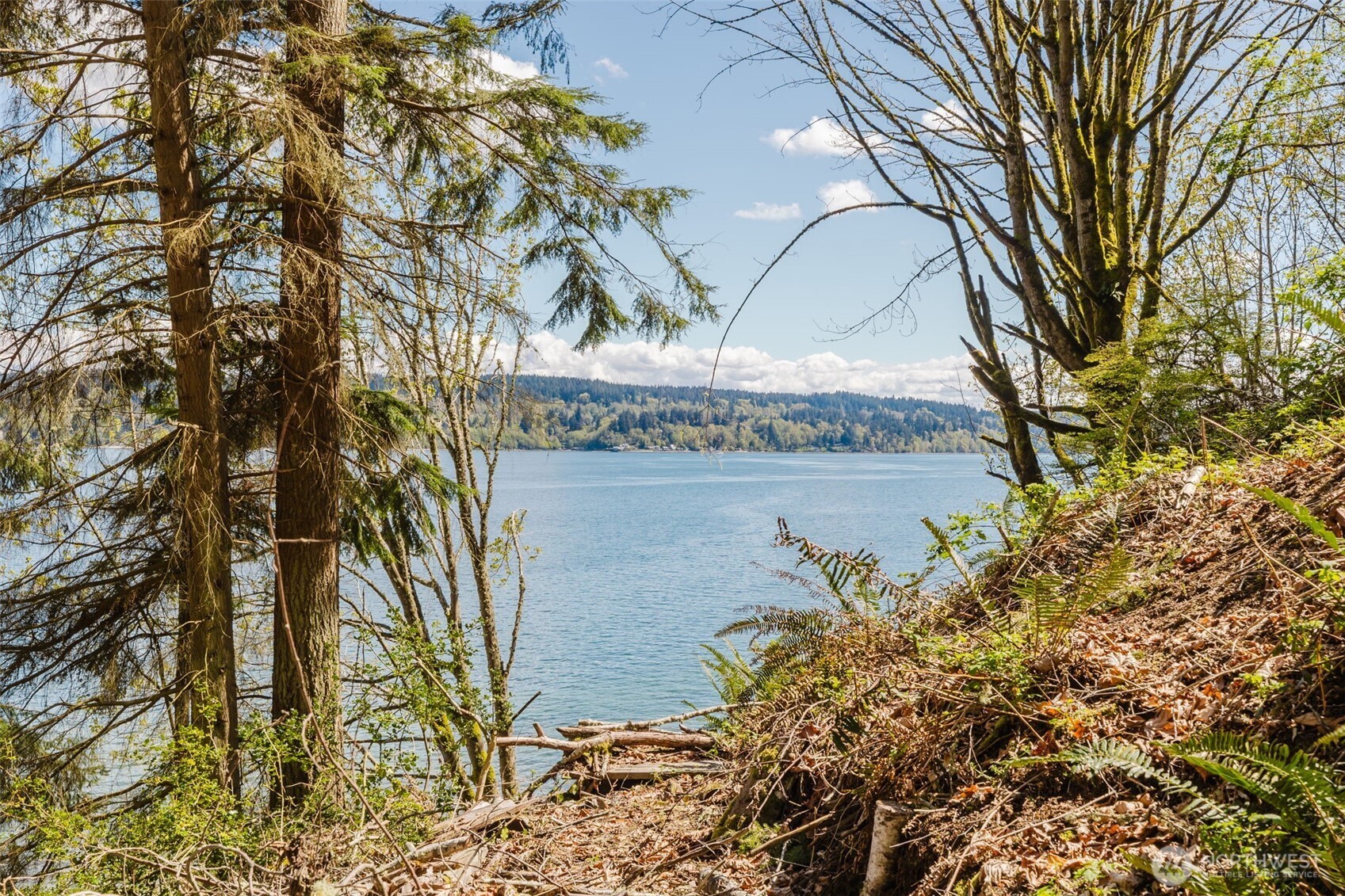 8656 Landing Lane SE, Port Orchard, WA 98367
