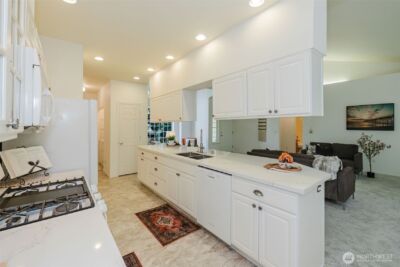8656 Landing Lane SE, Port Orchard, WA 98367 - Photo 8