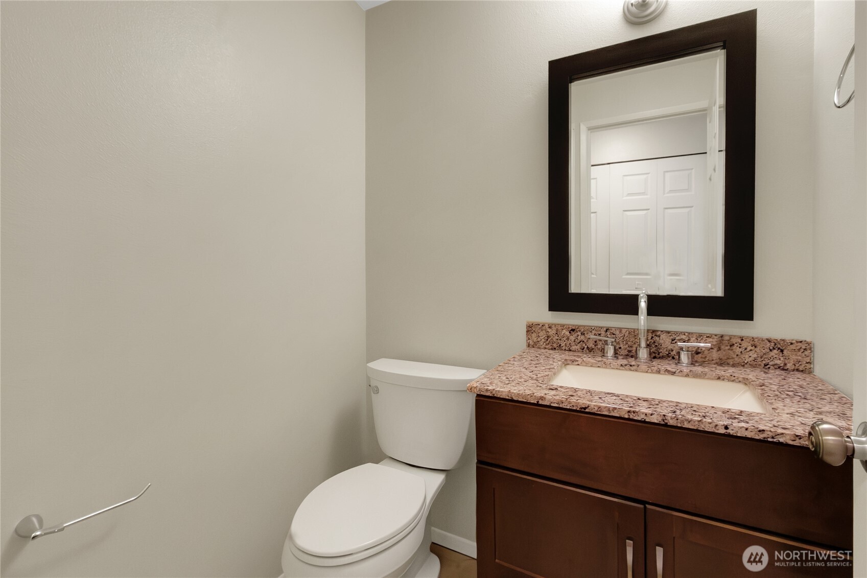 26407 118th Place SE, Kent, WA 98030