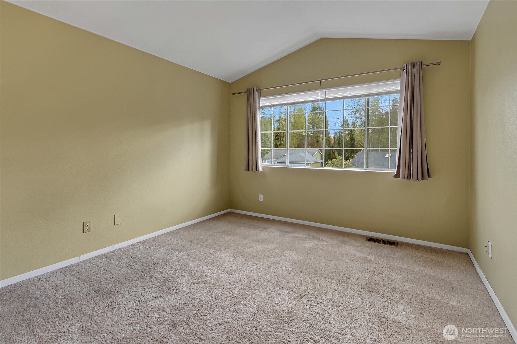 26407 118th Place SE, Kent, WA 98030