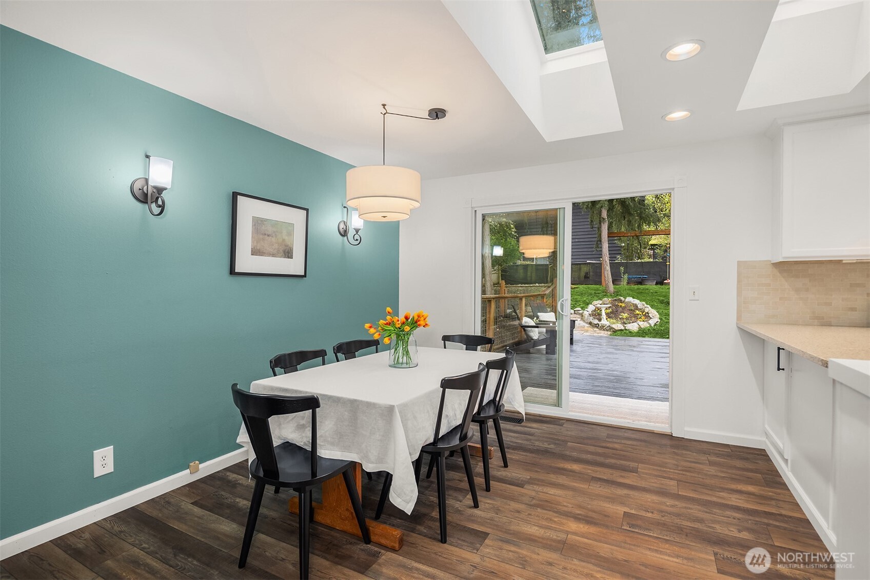 23705 7th Avenue W, Bothell, WA 98021