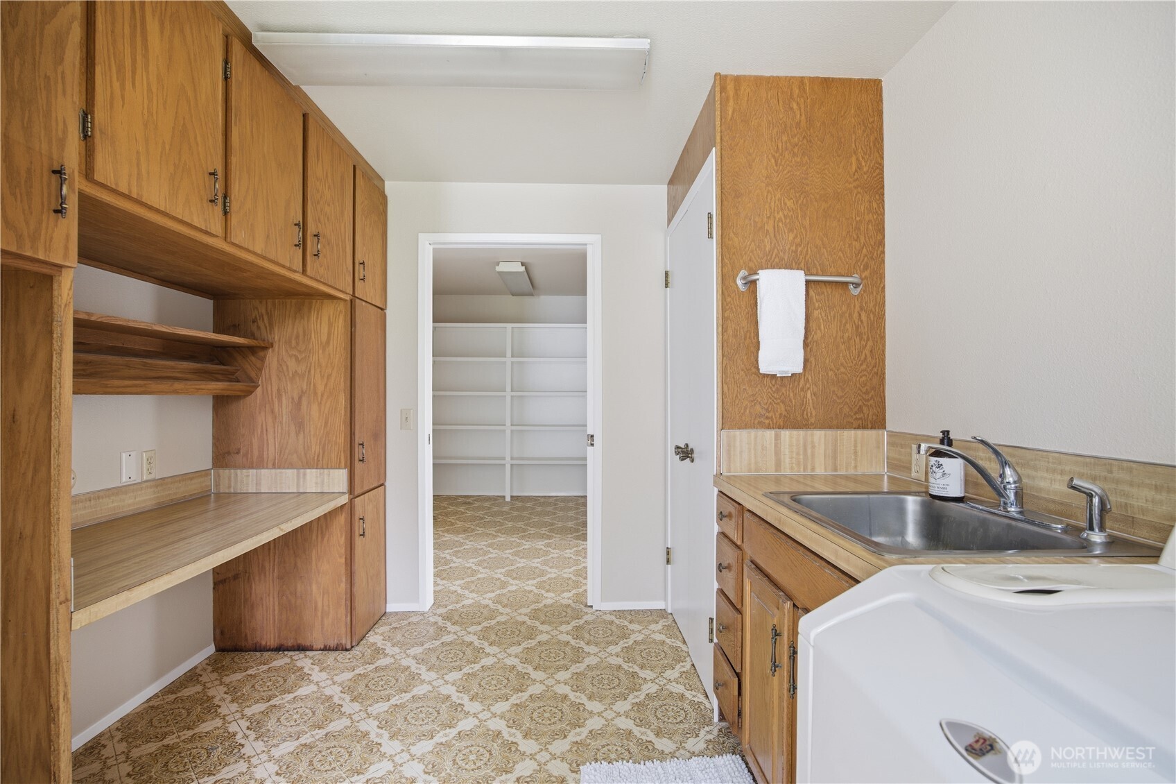 19188 Holmstrom Road , Mount Vernon, WA 98273