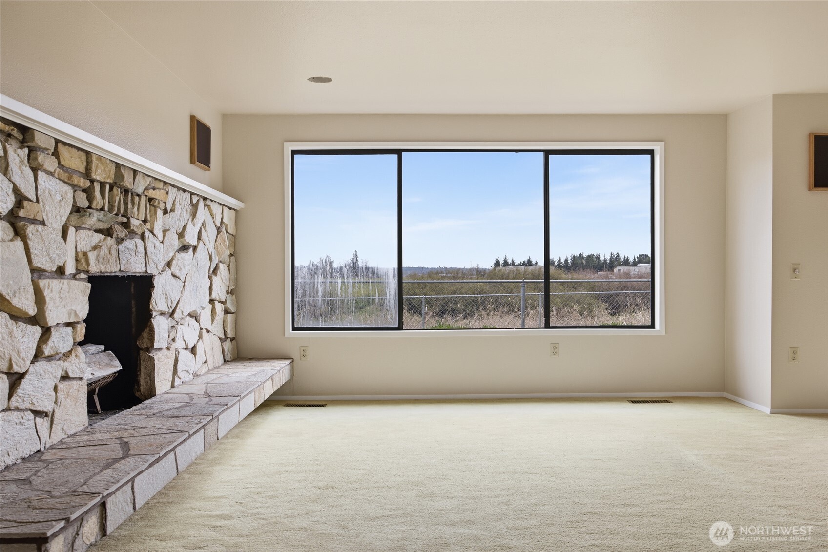19188 Holmstrom Road , Mount Vernon, WA 98273