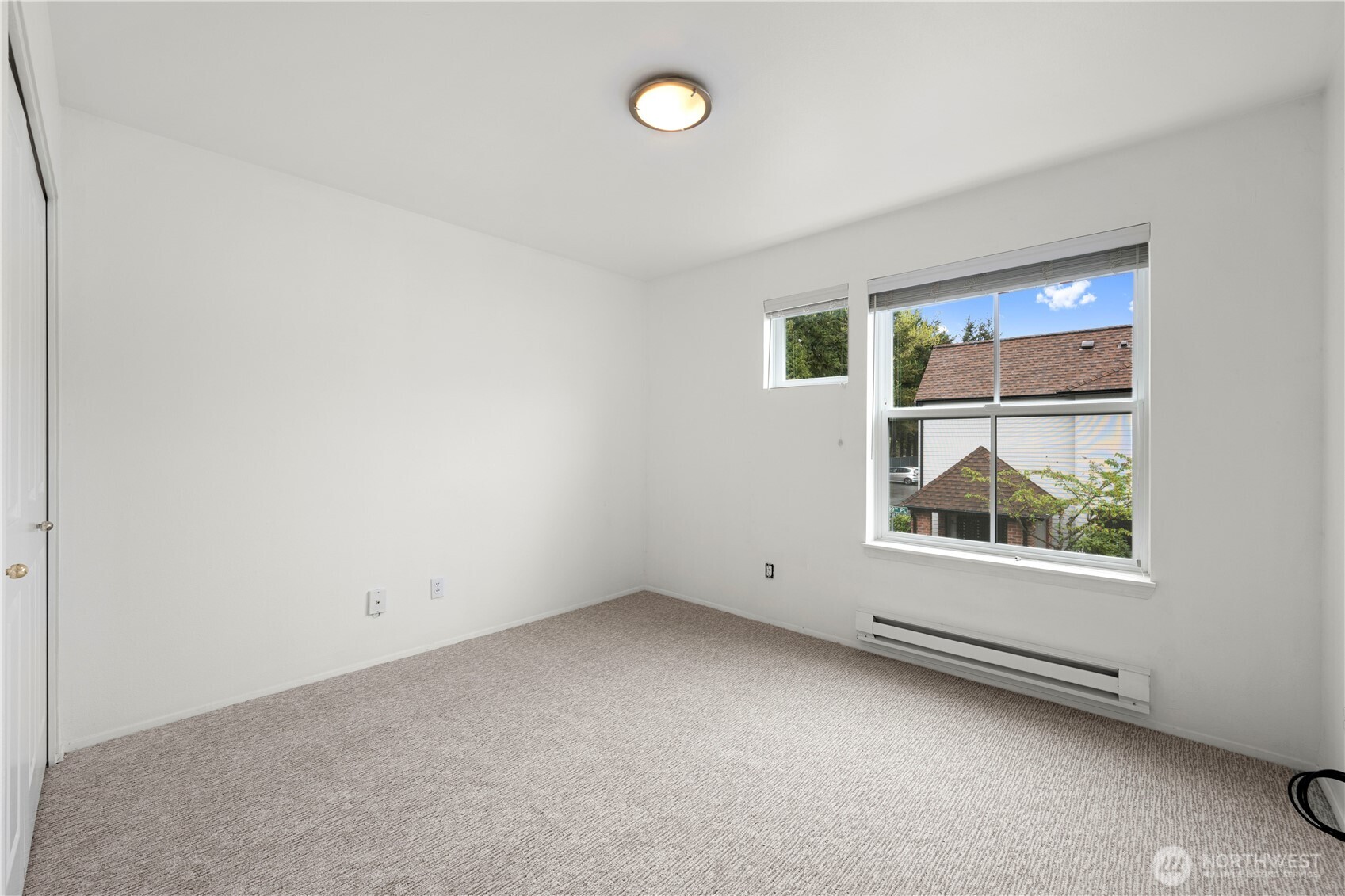 6615 S 239th Place #R110, Kent, WA 98032