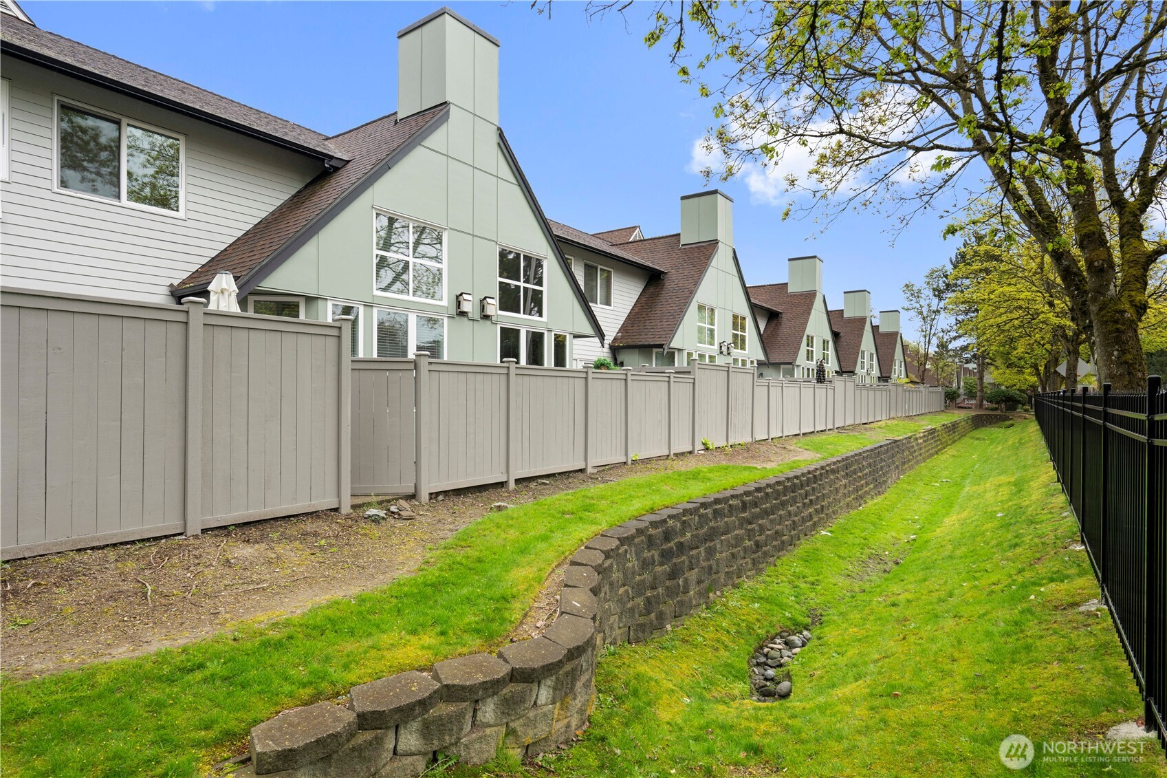 6615 S 239th Place #R110, Kent, WA 98032