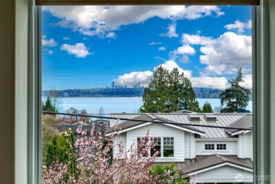 526 14th Avenue W, Kirkland, WA 98033 - Photo 24