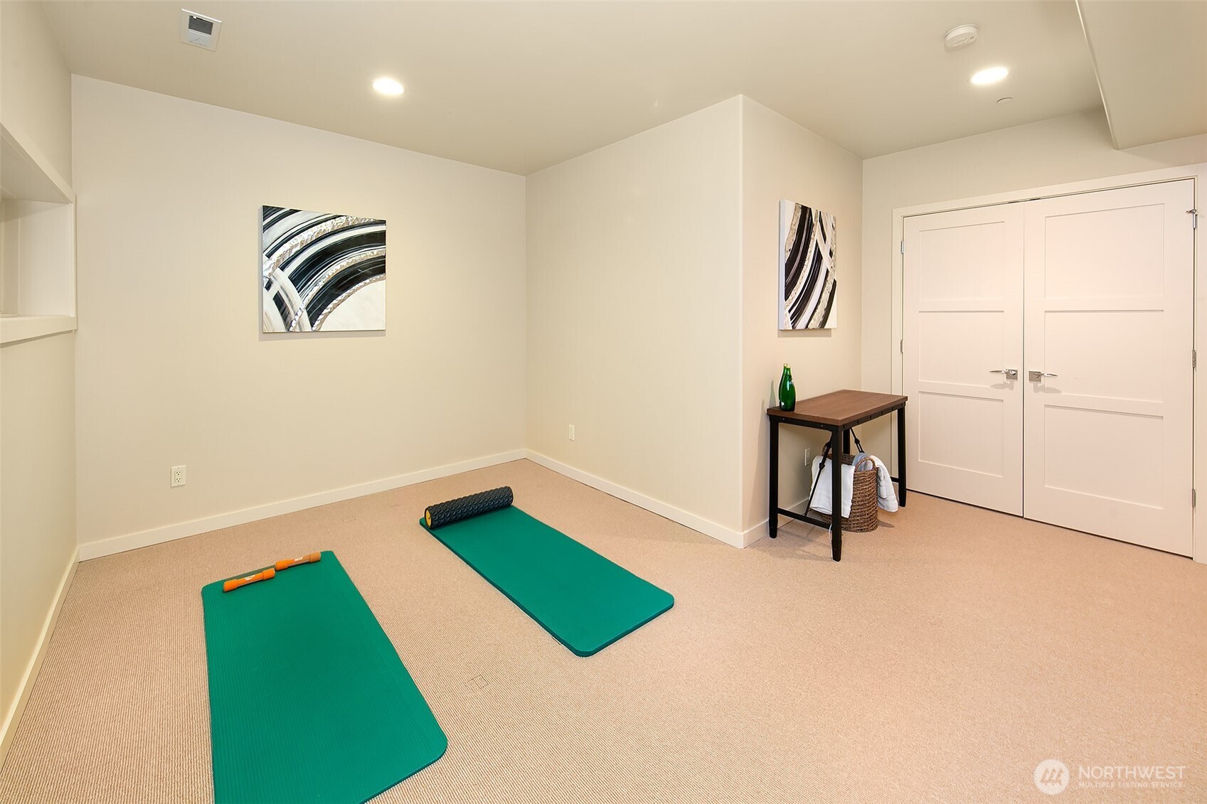 526 14th Avenue W, Kirkland, WA 98033