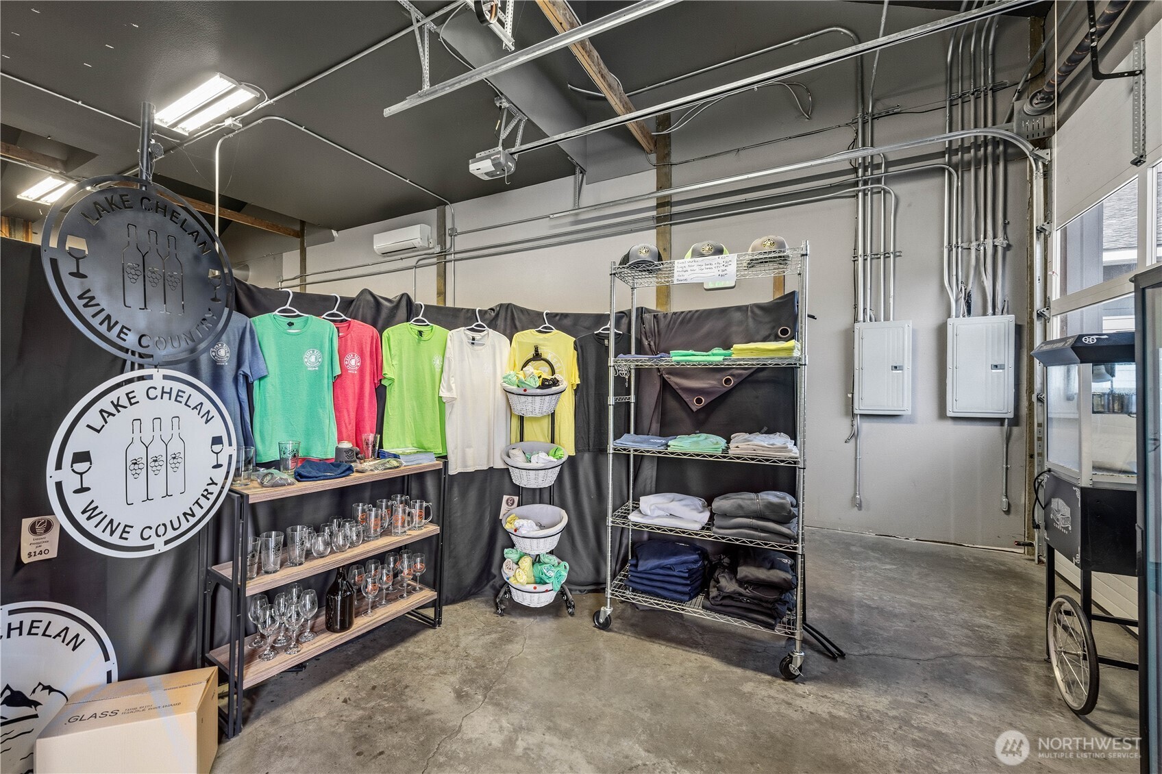 90 Lees Place , Chelan, WA 98816