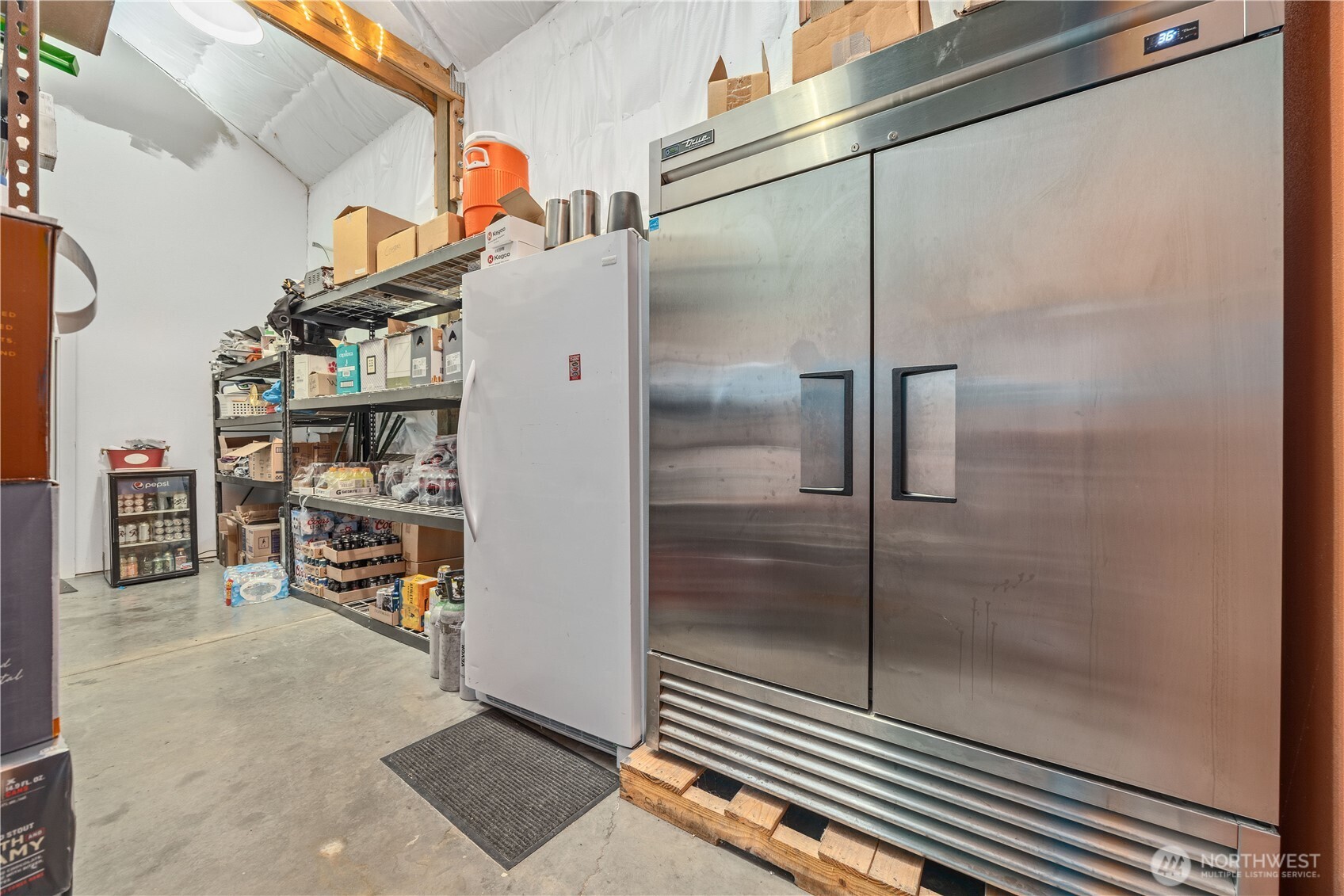 90 Lees Place , Chelan, WA 98816