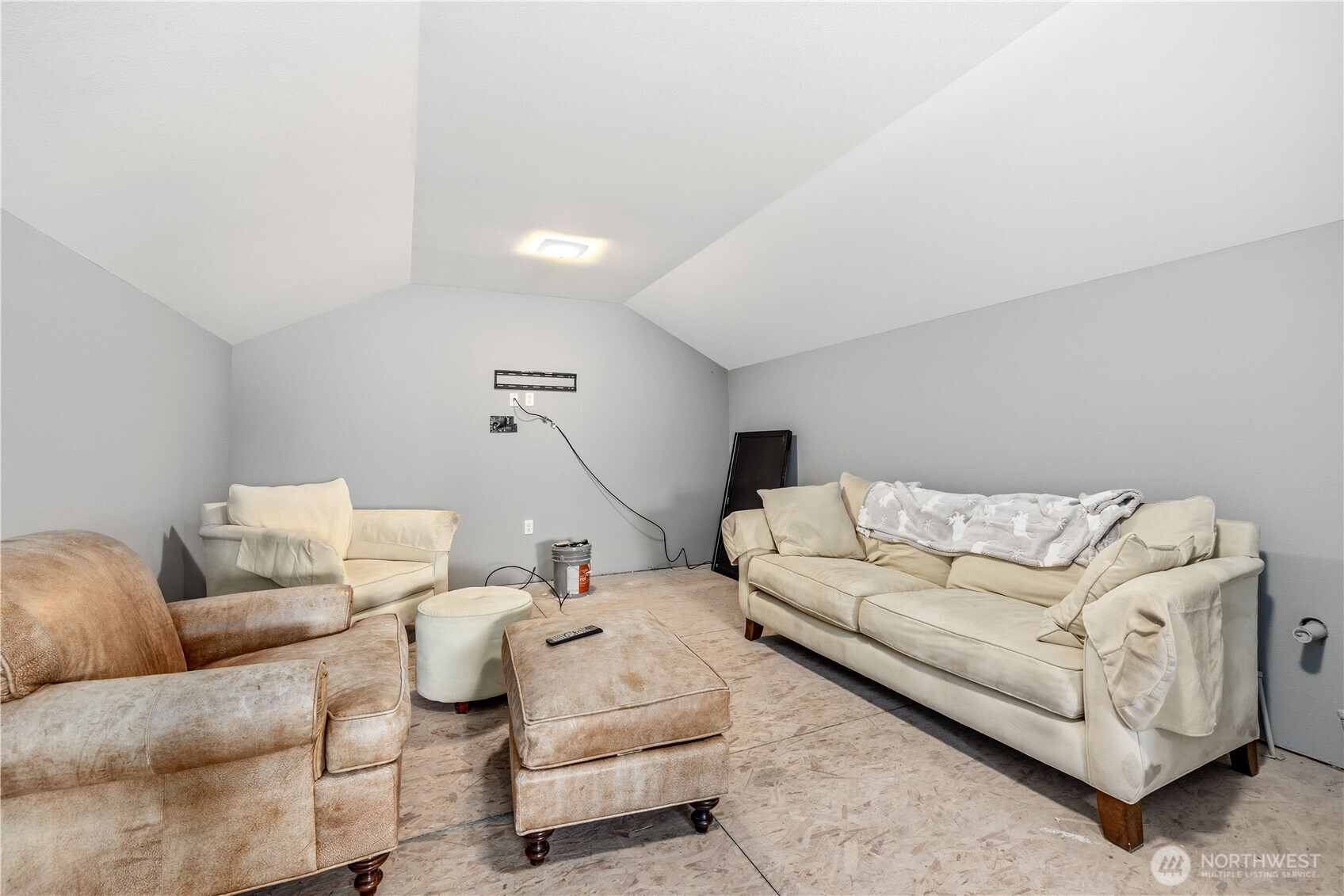 90 Lees Place , Chelan, WA 98816