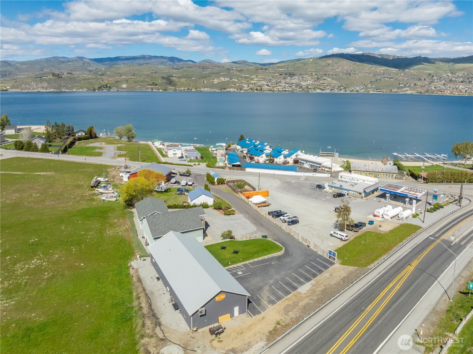 90 Lees Place , Chelan, WA 98816