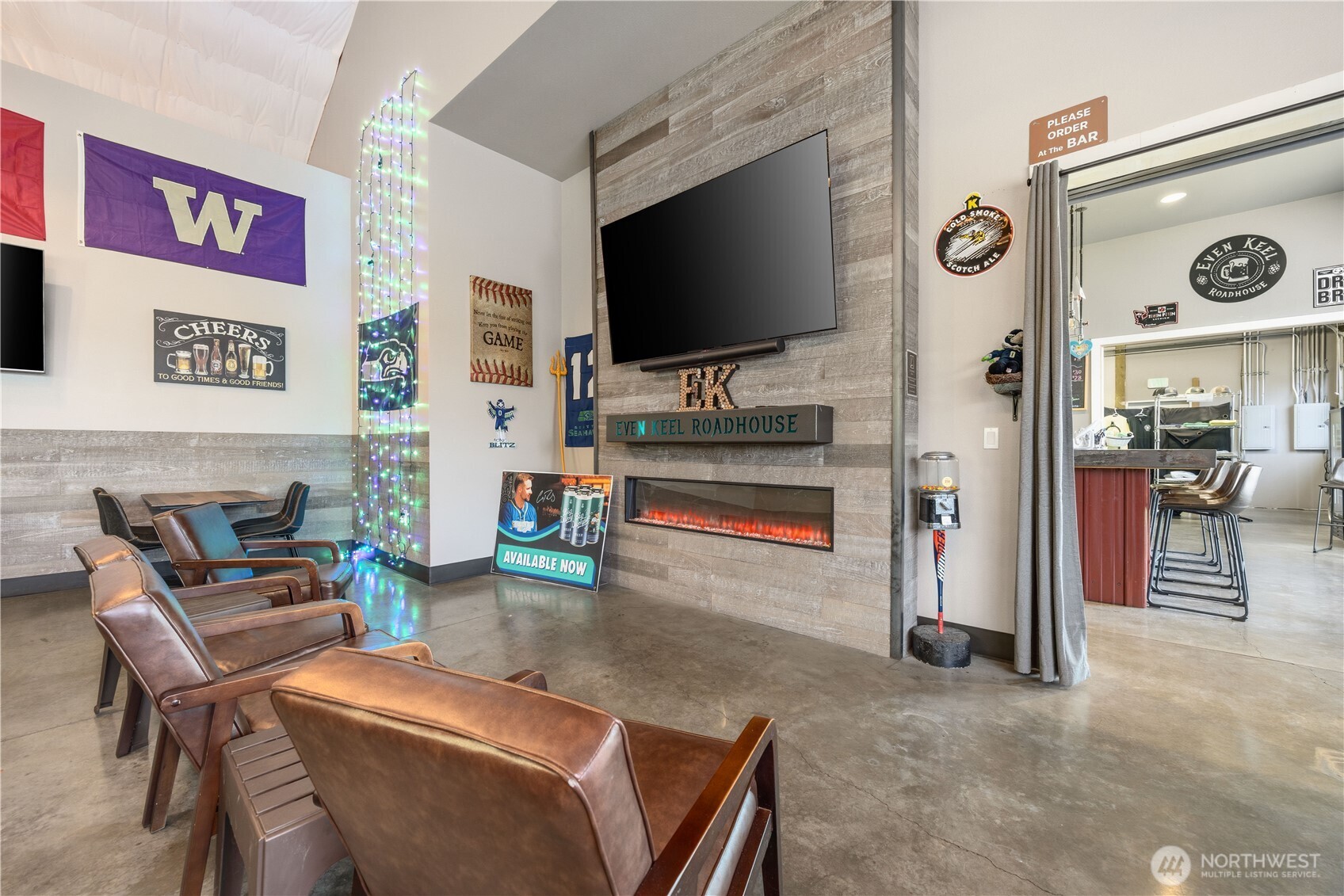 90 Lees Place , Chelan, WA 98816