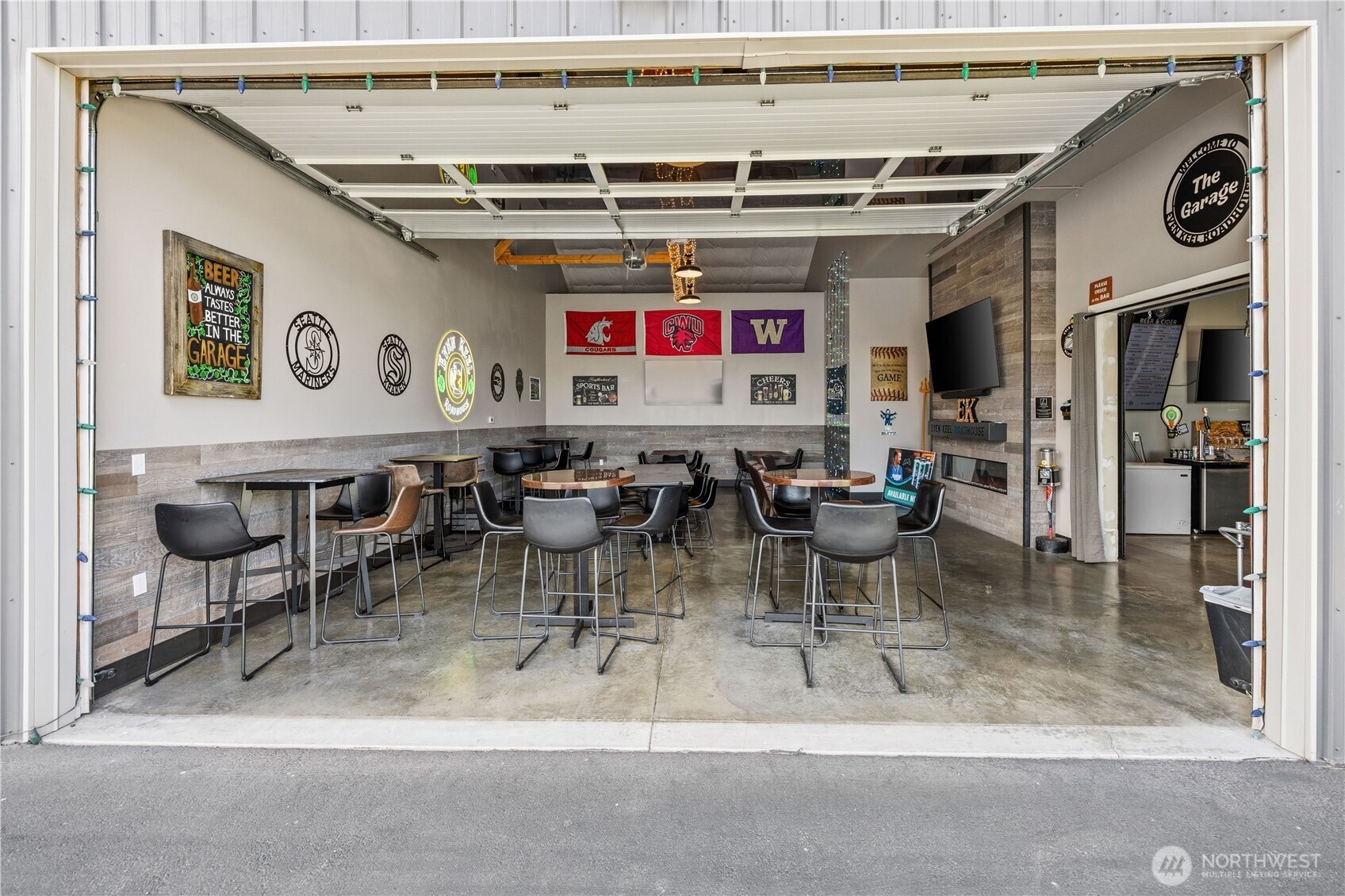 90 Lees Place , Chelan, WA 98816