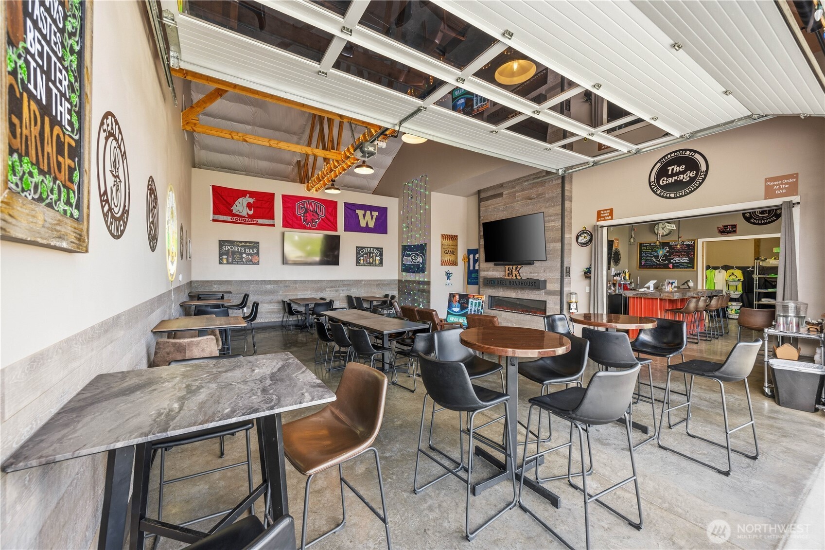 90 Lees Place , Chelan, WA 98816