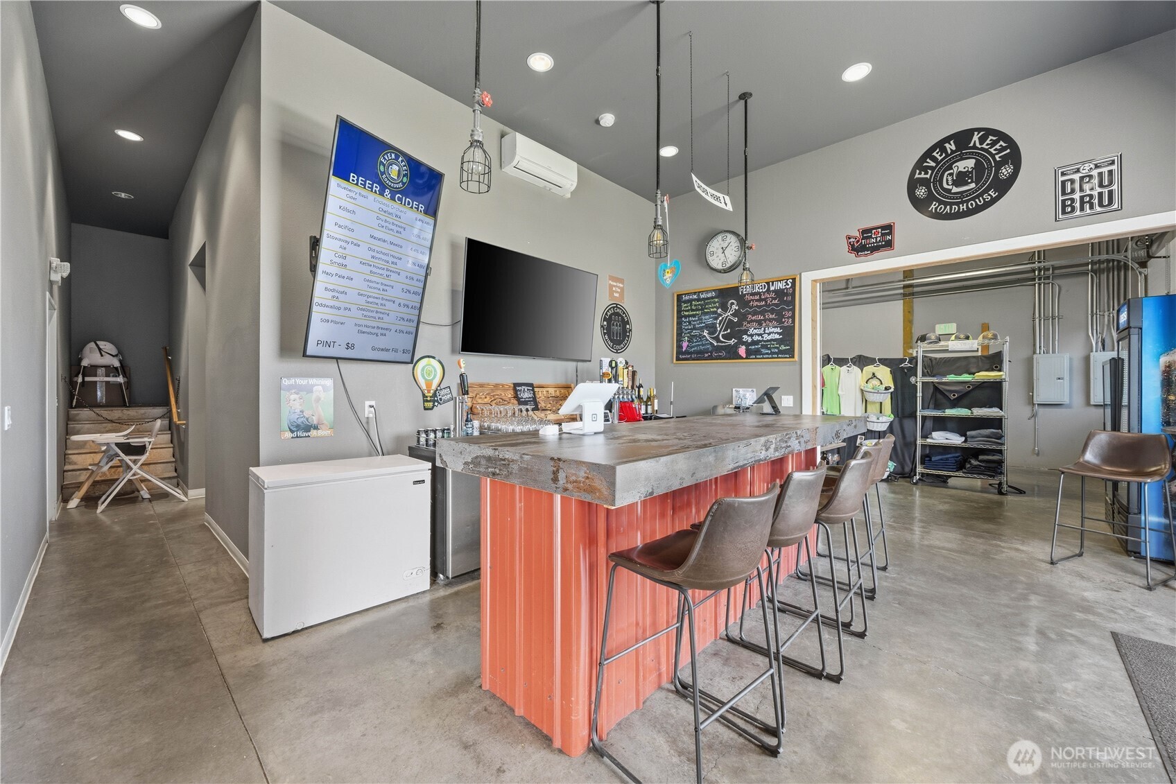 90 Lees Place , Chelan, WA 98816