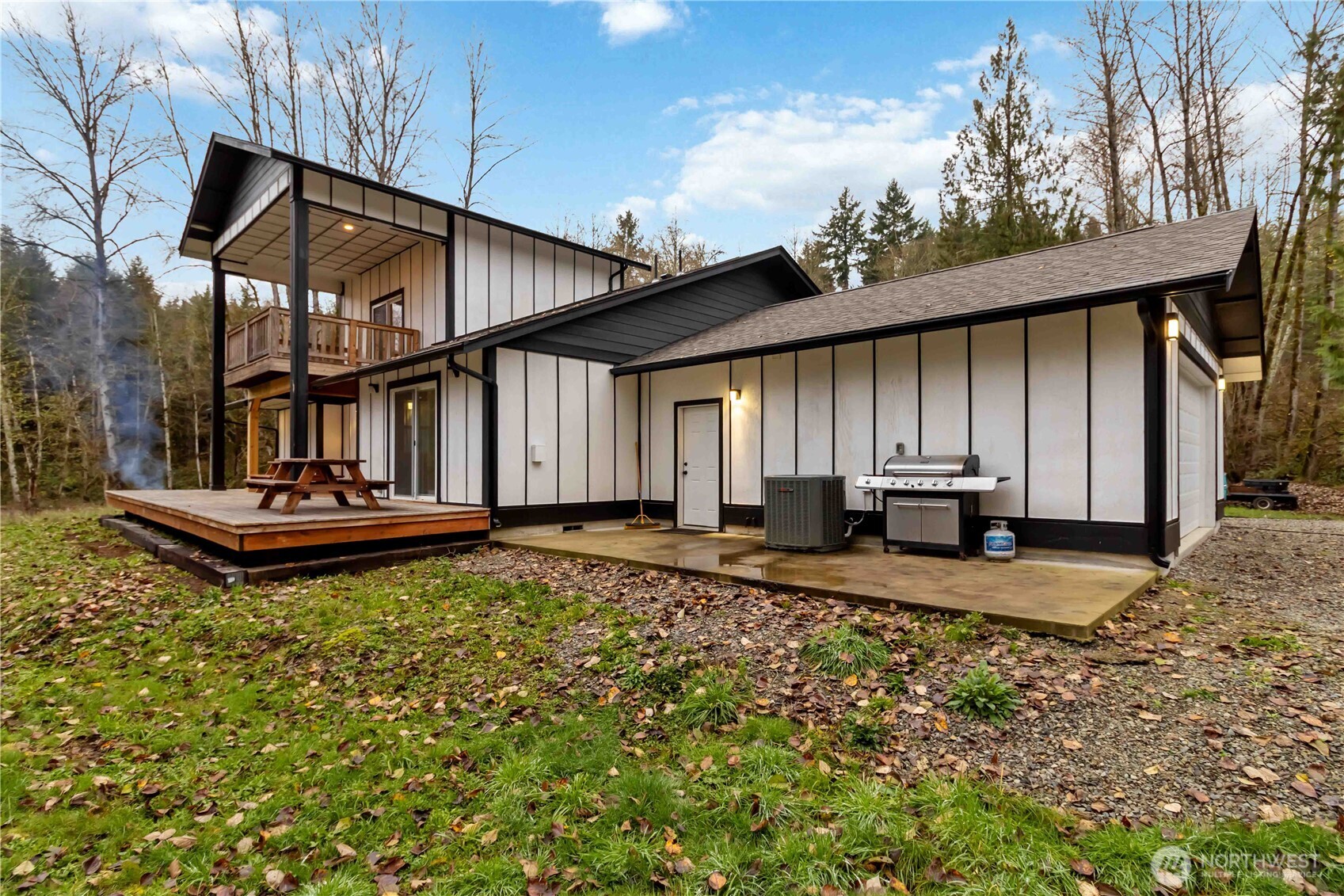 241 Oxbow Lake Ln , Toledo, WA 98591