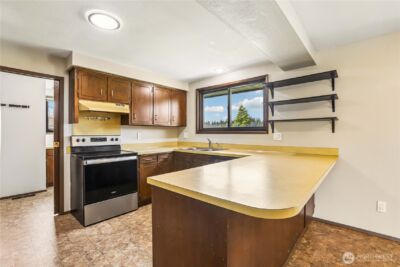 1511 Kristine Lane , Mount Vernon, WA 98274 - Photo 10