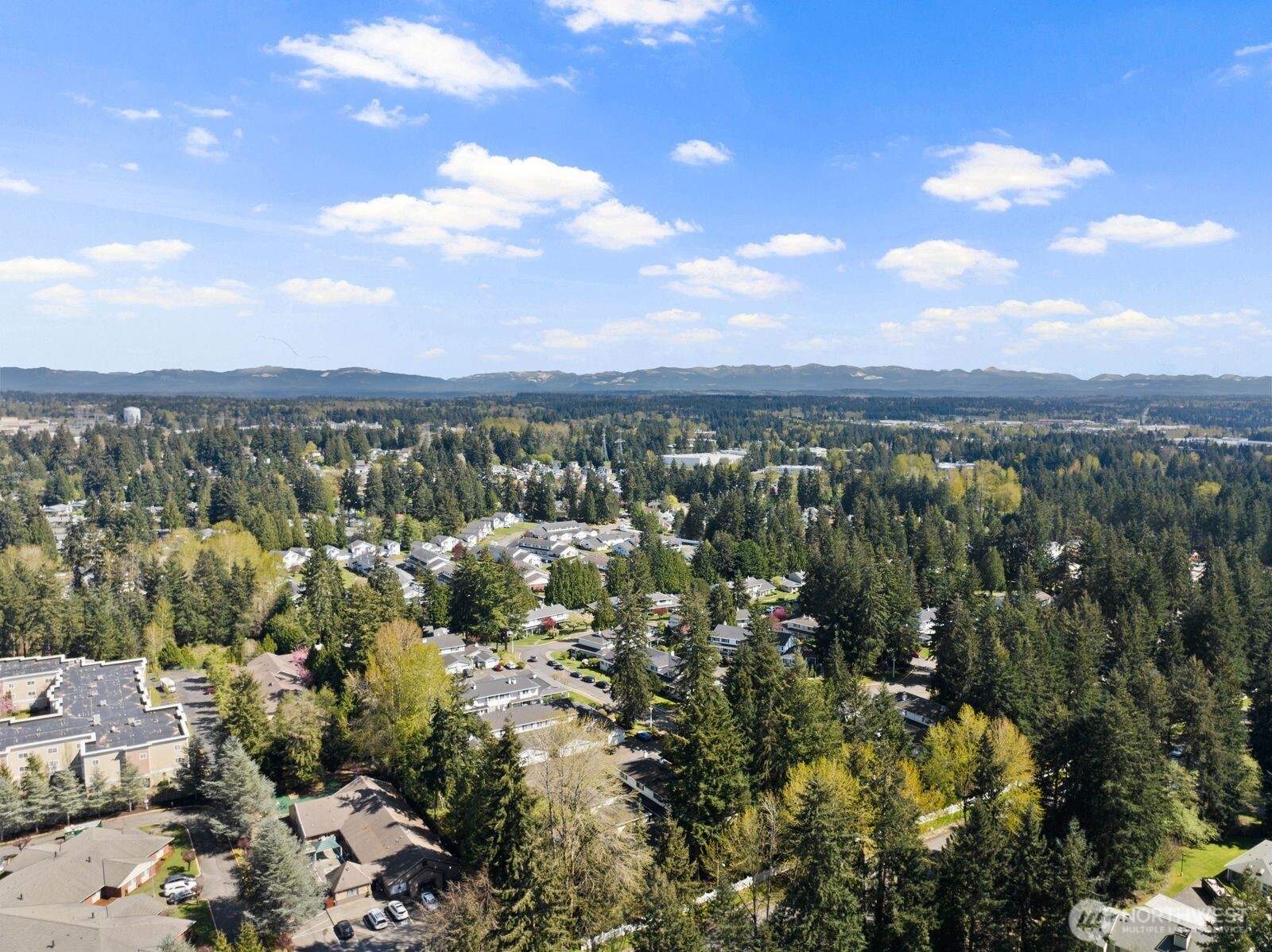 32405 1st Place S, Federal Way, WA 98003-5710