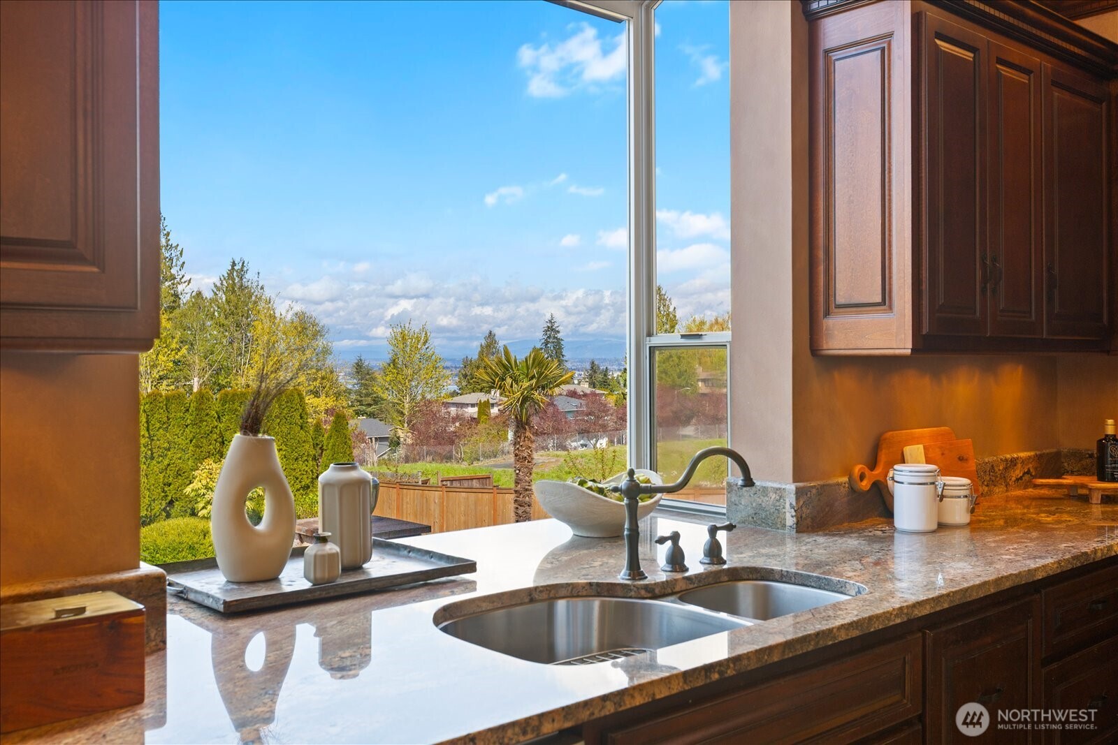 2408 55th Street SW, Everett, WA 98203