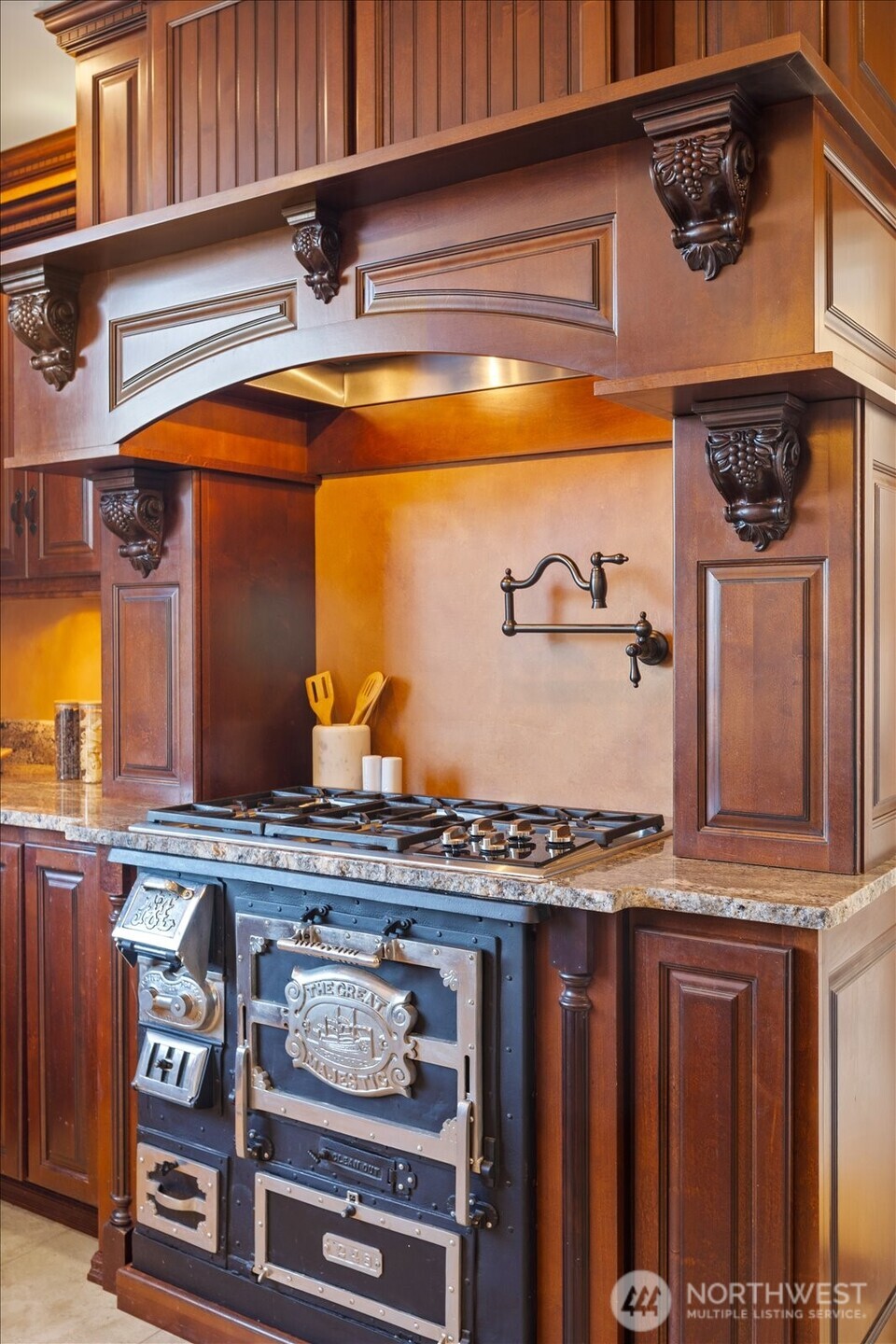 2408 55th Street SW, Everett, WA 98203