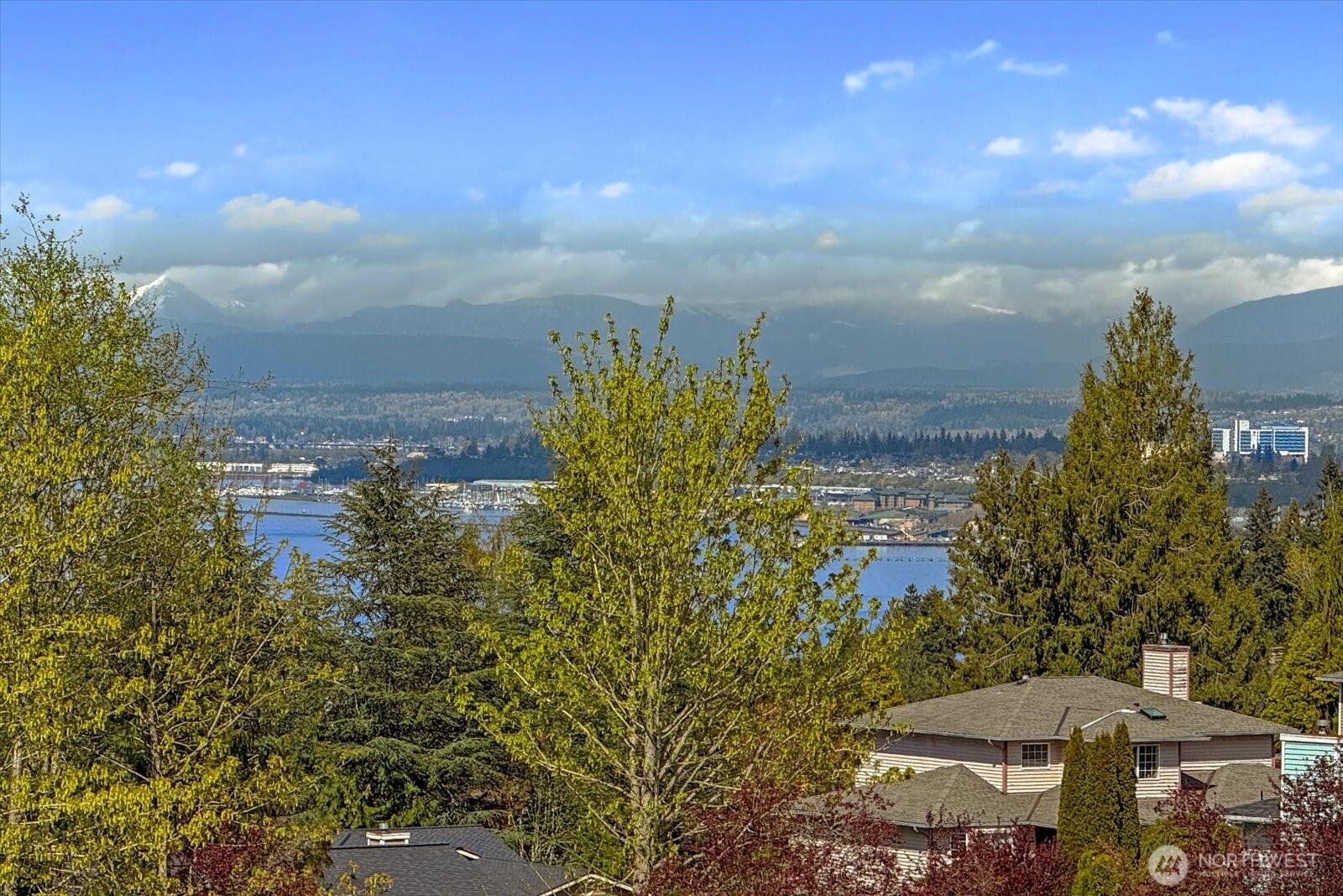 2408 55th Street SW, Everett, WA 98203