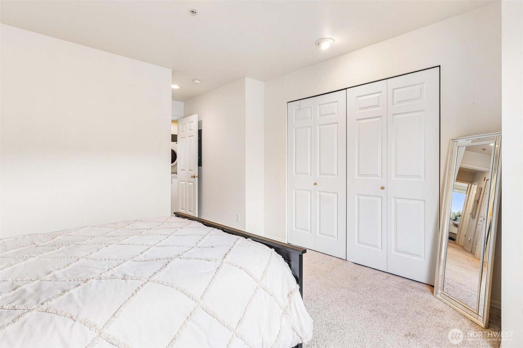 11856 NE 162nd Lane #9-4, Bothell, WA 98011