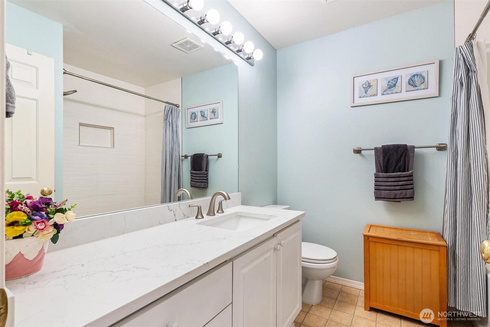 11856 NE 162nd Lane #9-4, Bothell, WA 98011