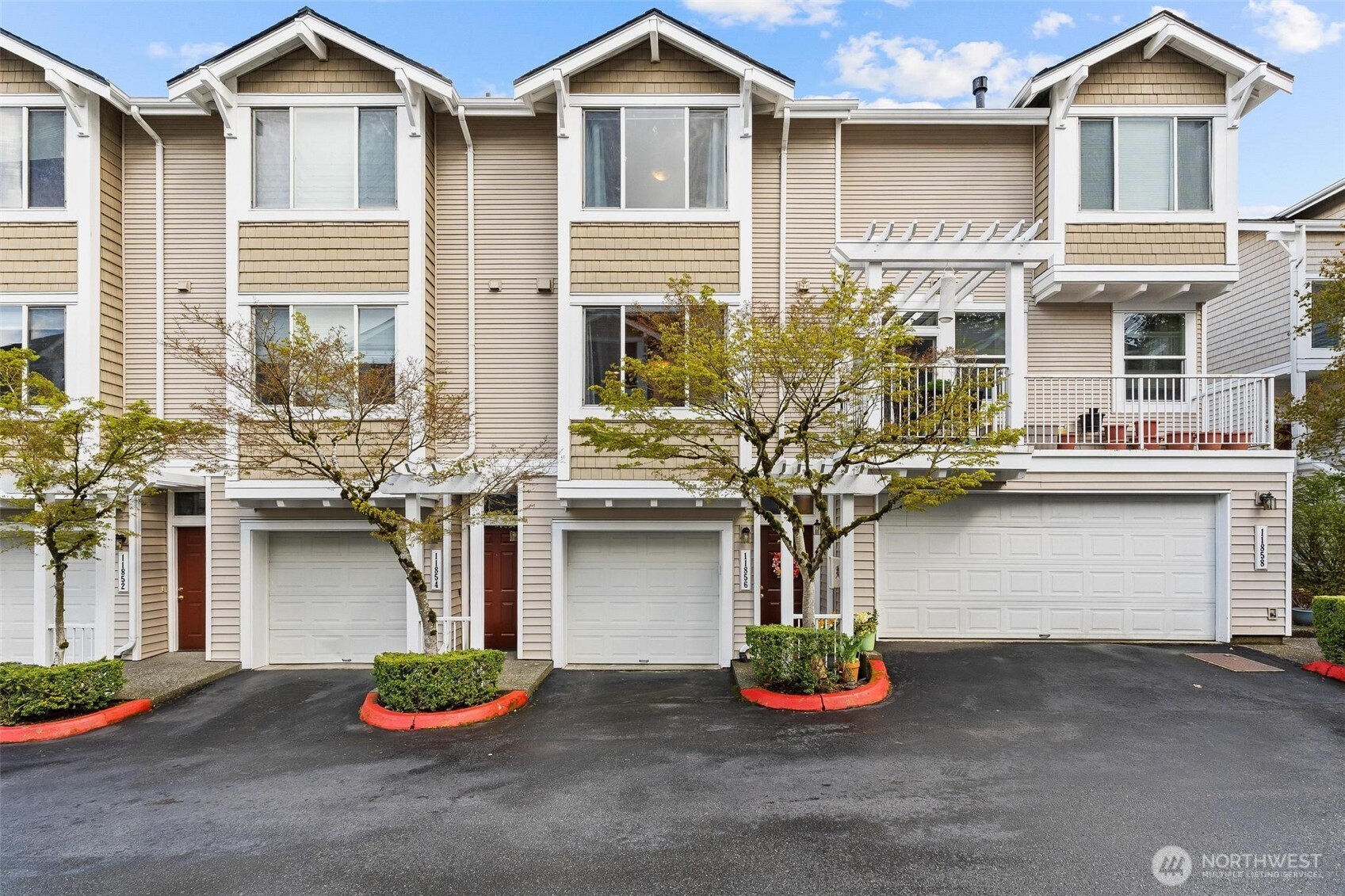 11856 NE 162nd Lane #9-4, Bothell, WA 98011