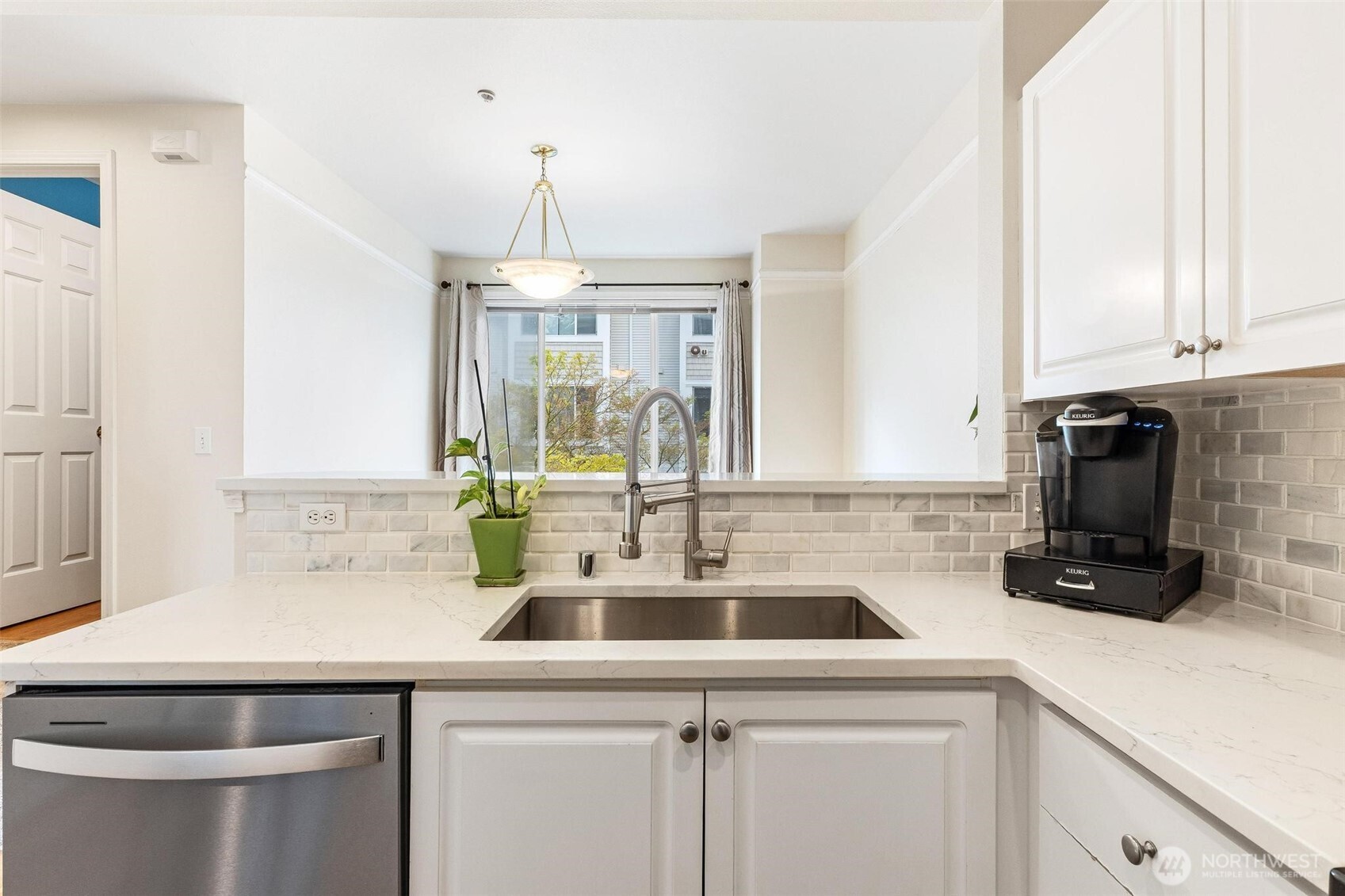 11856 NE 162nd Lane #9-4, Bothell, WA 98011