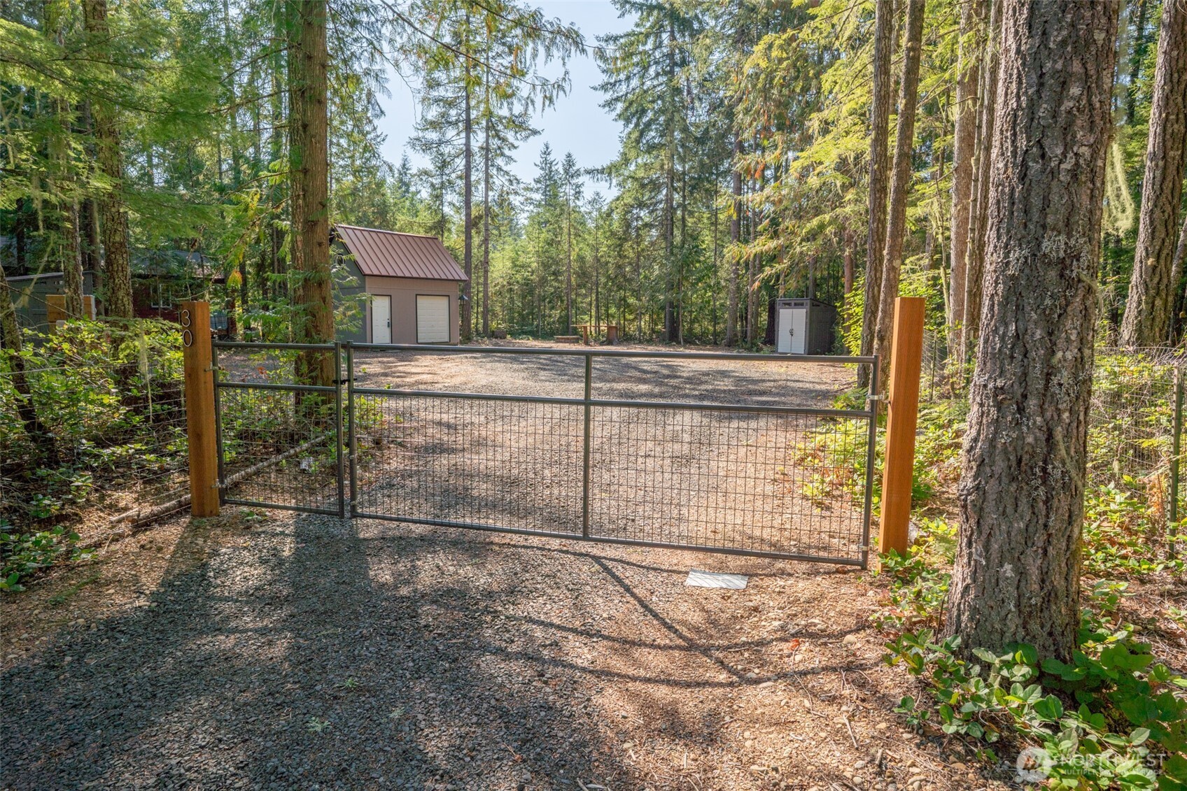 30 N Wigeon Place S, Hoodsport, WA 98548