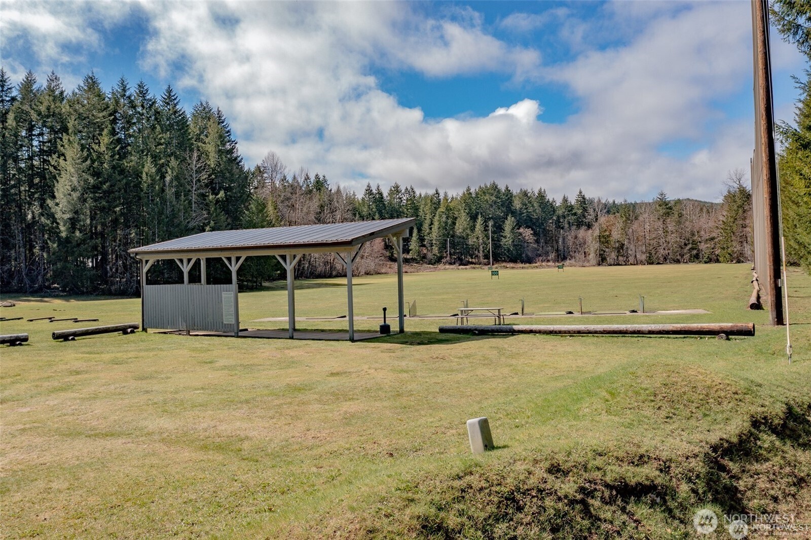 30 N Wigeon Place S, Hoodsport, WA 98548