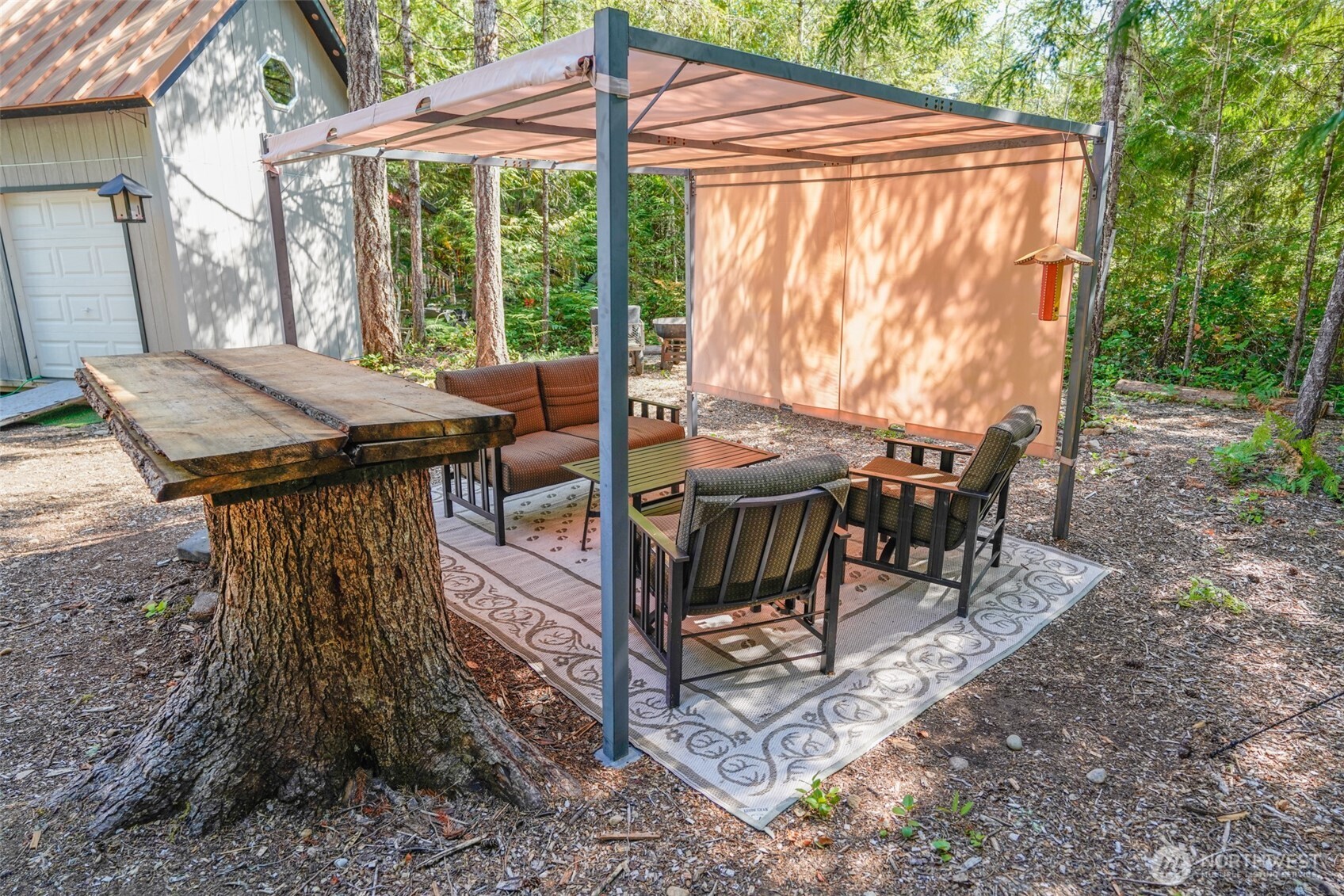 30 N Wigeon Place S, Hoodsport, WA 98548