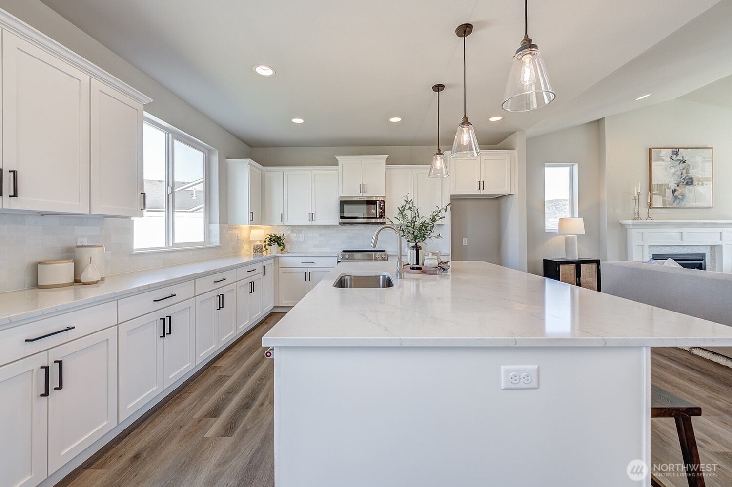 651 S Juli Avenue , East Wenatchee, WA 98802