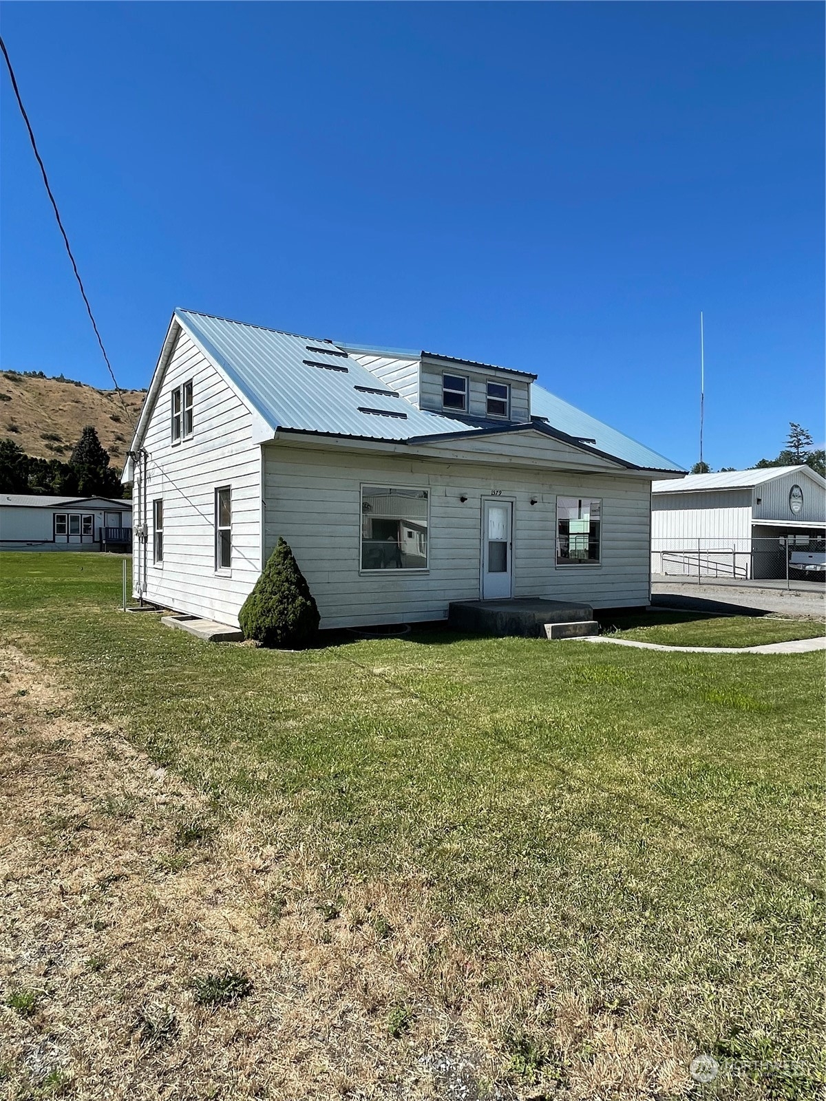 1579 2nd Ave N , Okanogan, WA 98840