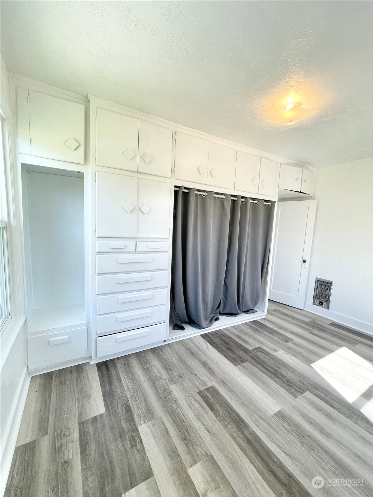 1579 2nd Ave N , Okanogan, WA 98840