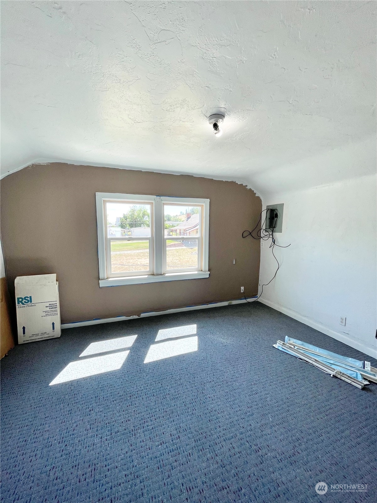 1579 2nd Ave N , Okanogan, WA 98840