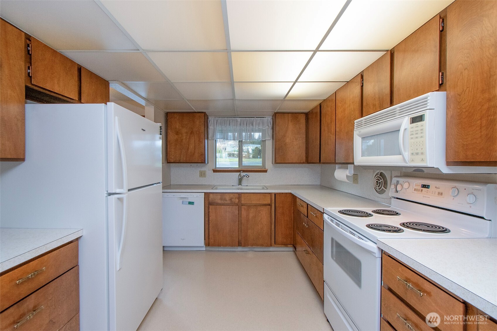 1301 S Third Avenue #9B, Sequim, WA 98382