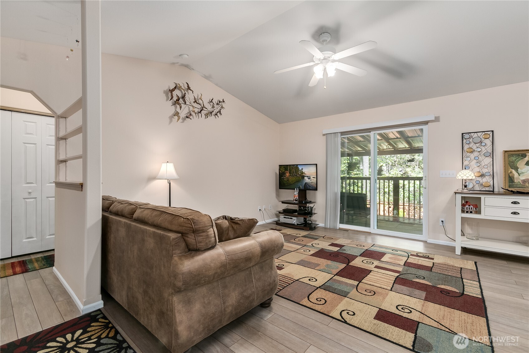 22418 Bluewater Drive SE, Yelm, WA 98597