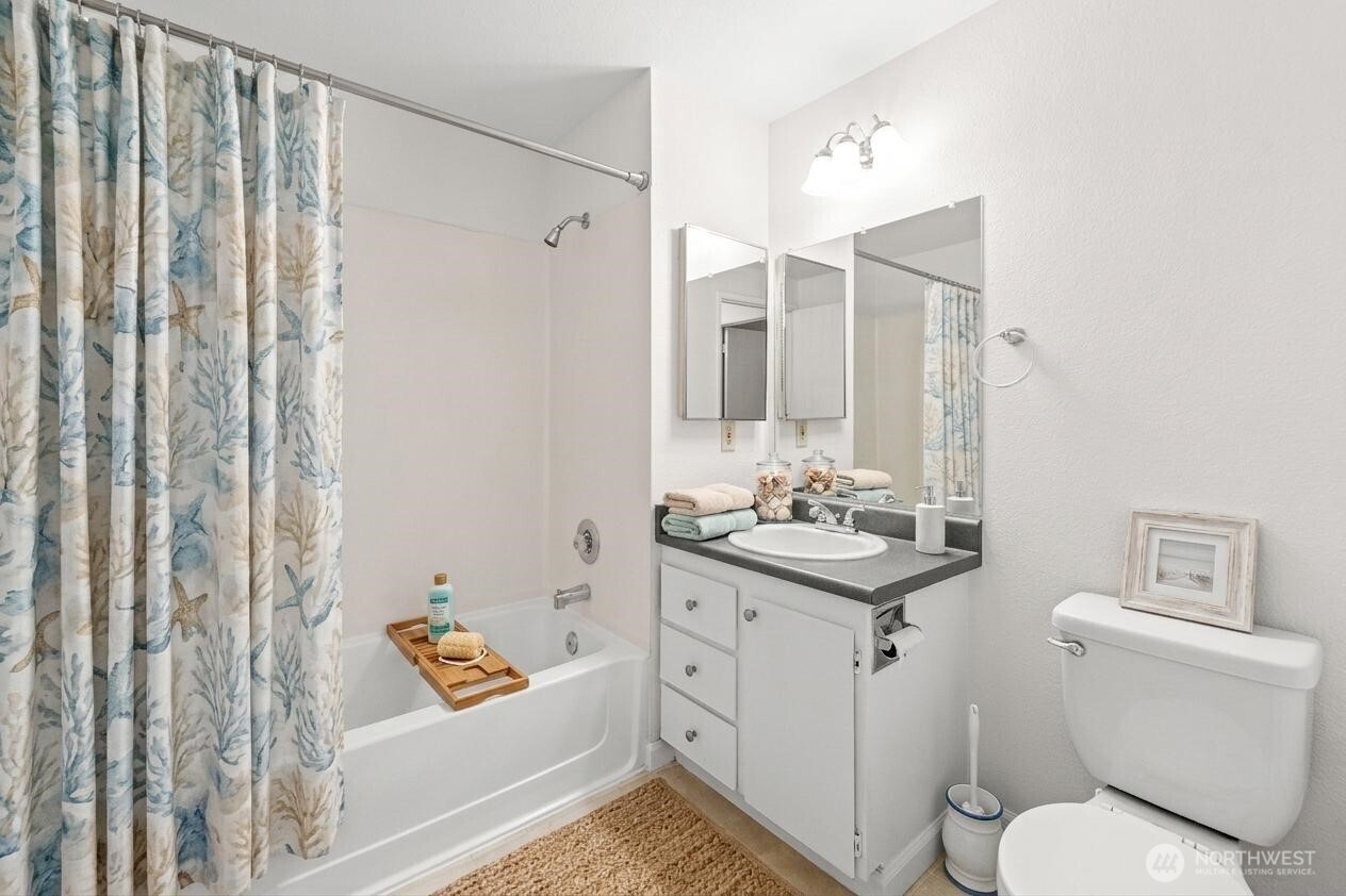 700 Front Street S #A201, Issaquah, WA 98027