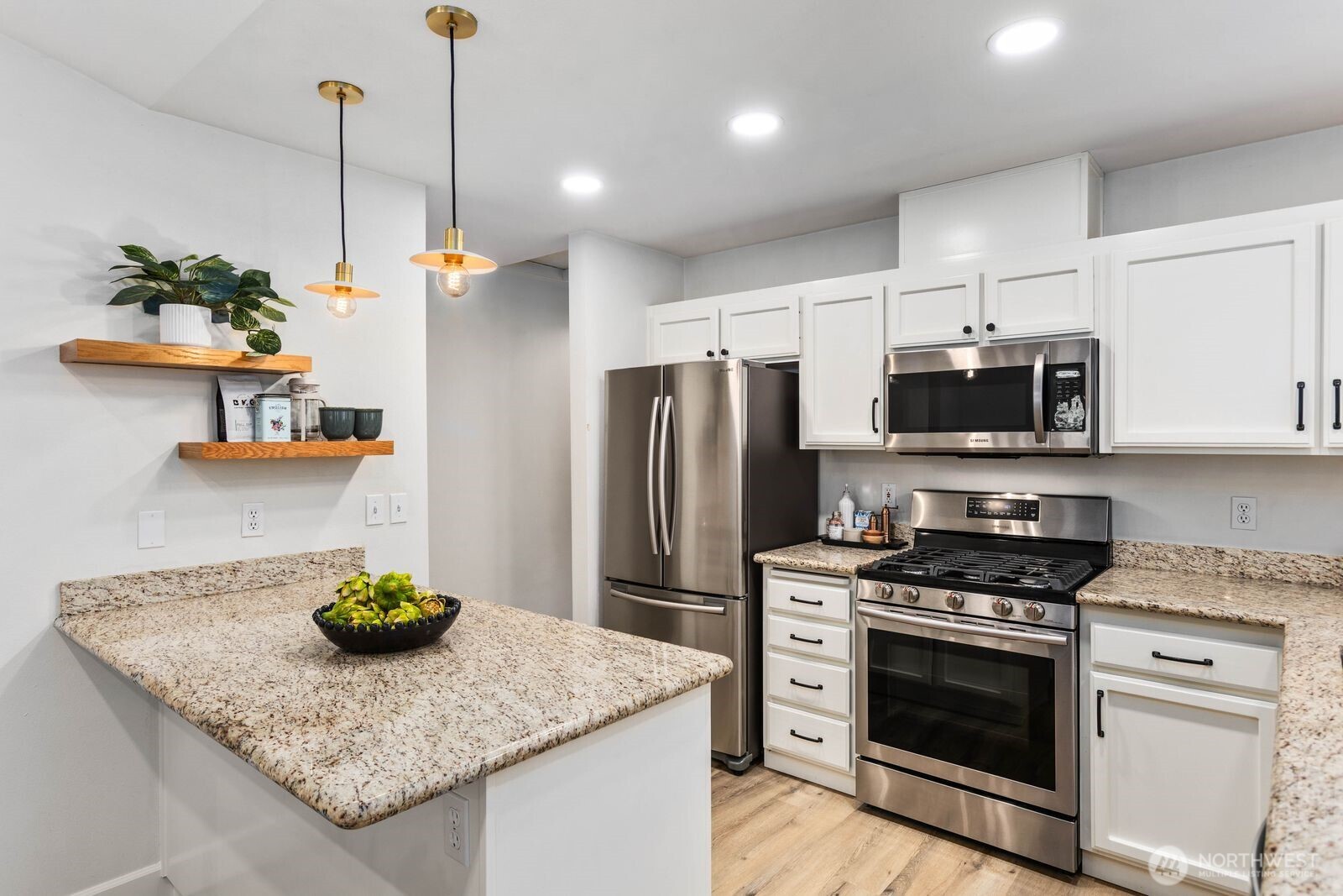 4206 36th Avenue W, Seattle, WA 98199-1325